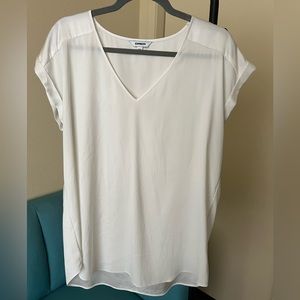 Satin V-Neck Short Cuff Sleeve Gramercy Tee